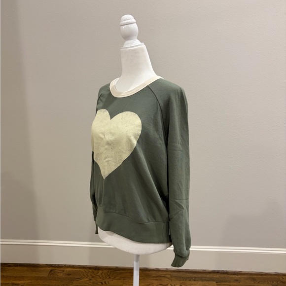 Anthropologie LetLuv heart ringer graphic sweatshirt in avocado 🥑 - Picture 7 of 9